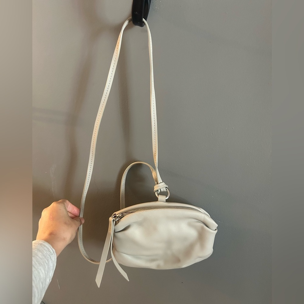 Adolfo dominguez gray unique crossbody bag artsy